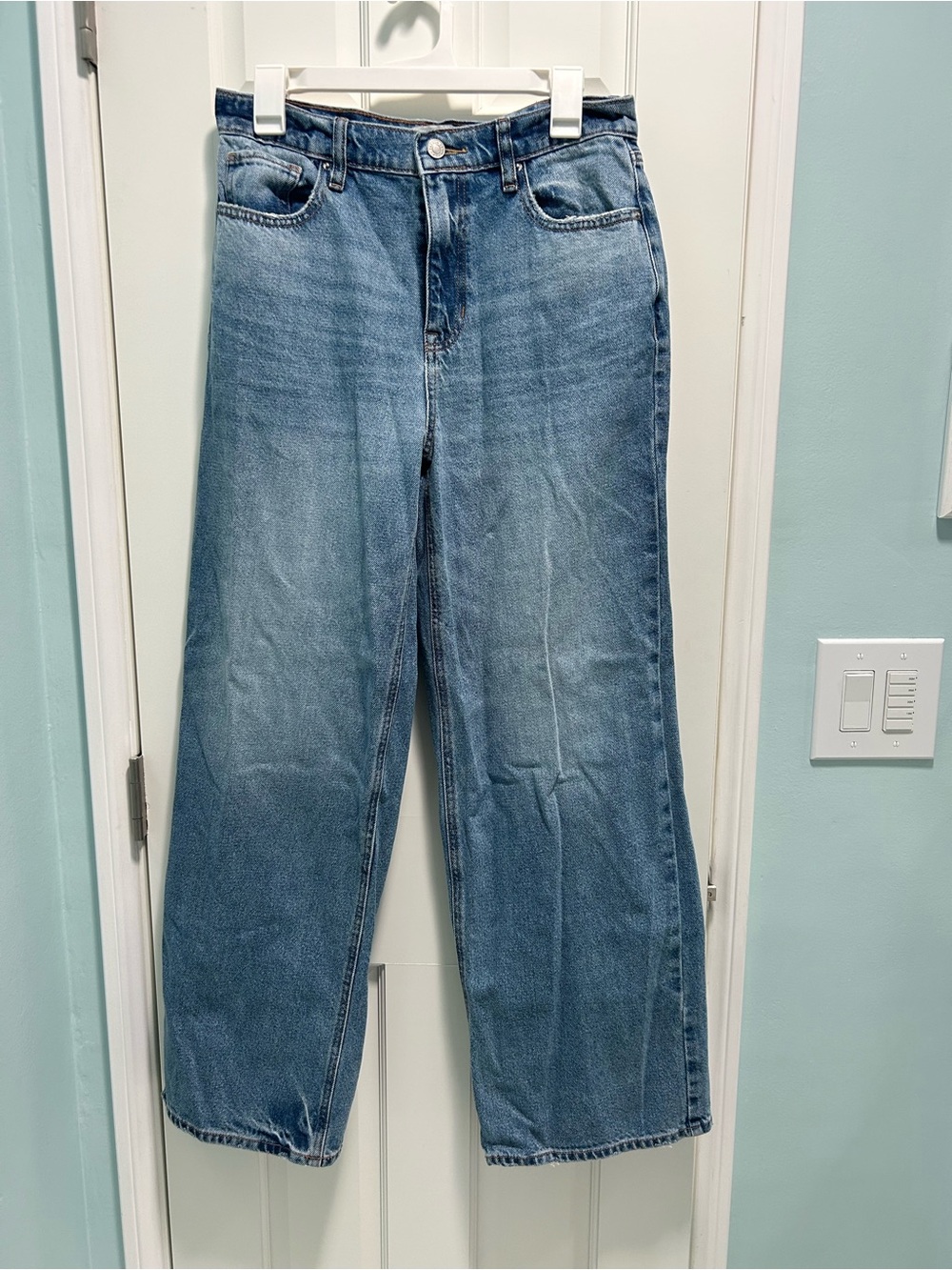 Pacific Sunwear Women's Boyfriend Jeans - Light Blue Wash